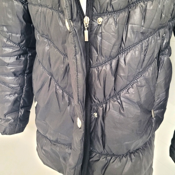 Women's Winter Jacket - Picture 6 of 7